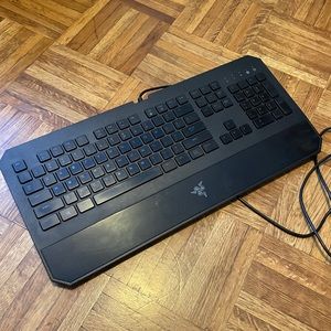 Razer deathstalker chroma keyboard
